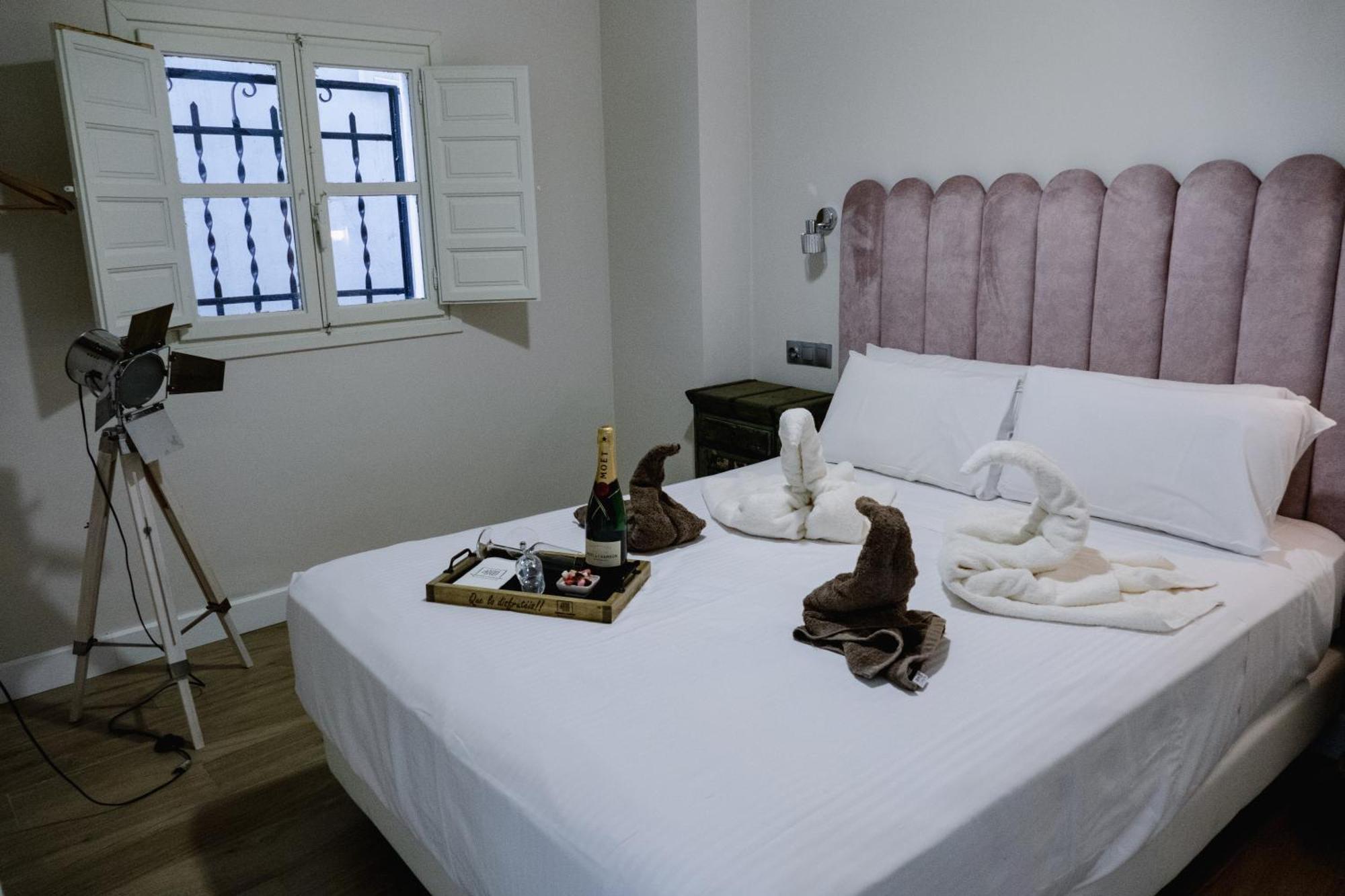 4U Suites Granada Exterior foto